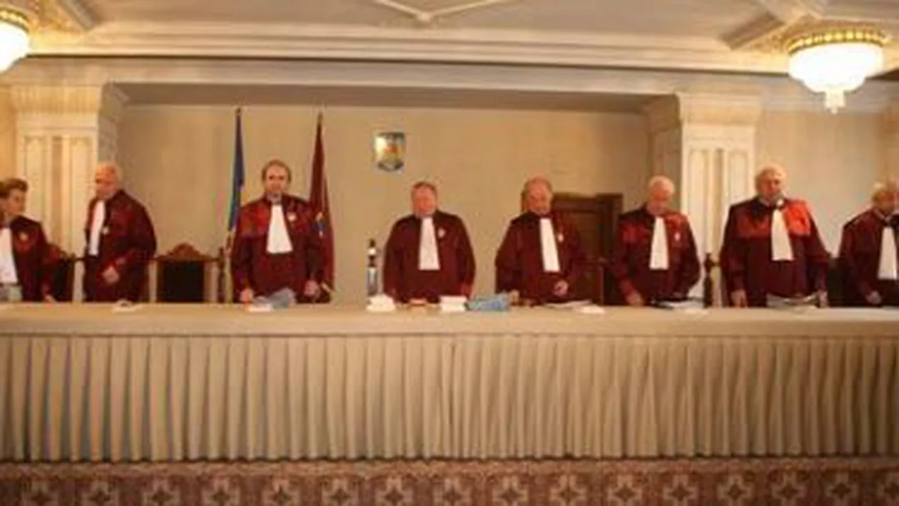 Curtea Constituțională a respins sesizarea președintelui Traian Băsescu privind legea de modificare a OG referitoare la asociații și fundații