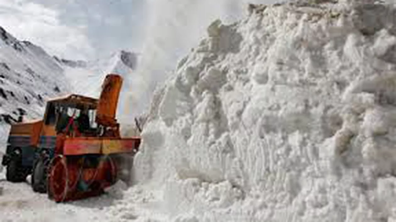 Doi morţi şi 89 de răniţi în Japonia, afectată de viscol