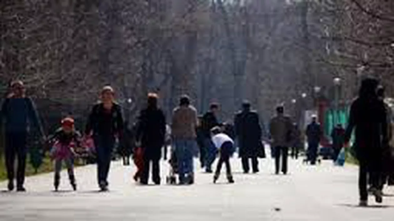 INS: Populația România a scăzut cu aproape 10.000 de persoane în decembrie 2013