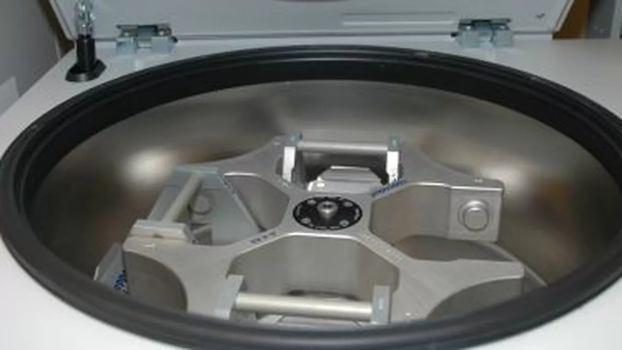 Iranul a dezvoltat o centrifugă pentru purificarea uraniului de 15 ori mai puternică decât generația precedentă