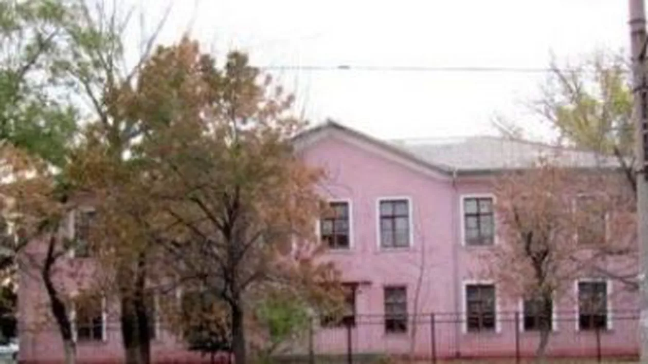 Autorităţile separatiste de la Tiraspol au majorat chiria pentru liceul "Lucian Blaga"