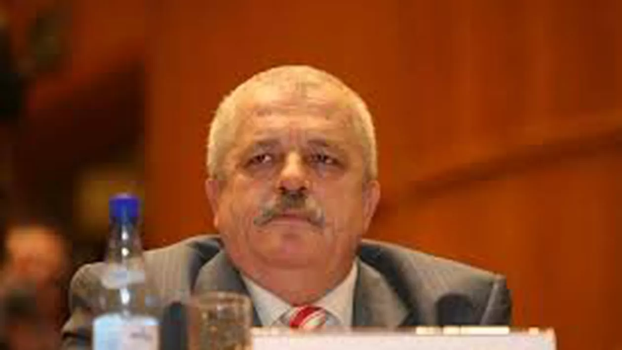 Fostul ministru Decebal Traian Remeș, eliberat după aproape 1 an de închisoare (VIDEO)