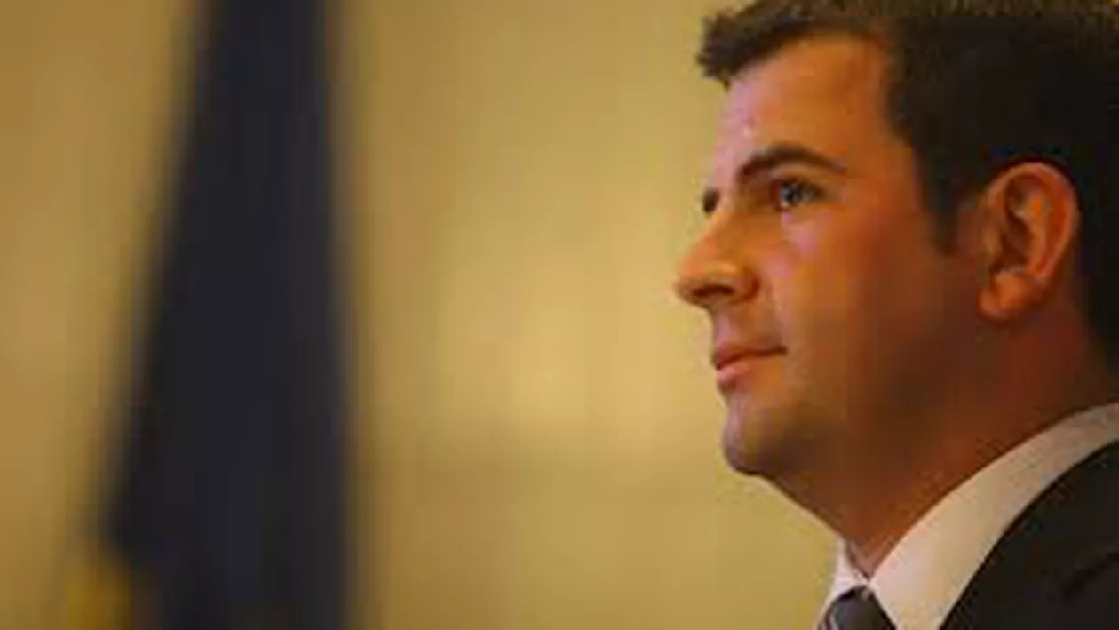 Constantin, despre Antonescu: Facem noi politica bunului simţ dacă pentru el e slogan gol de conţinut