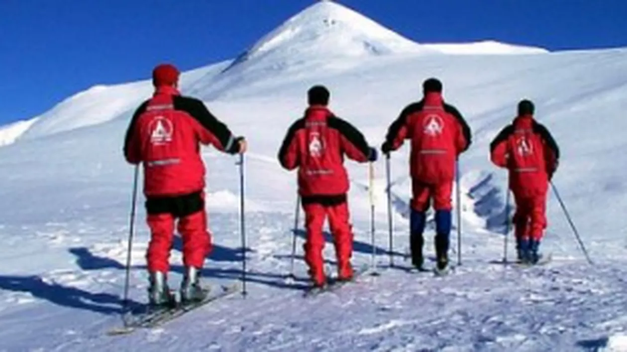 Salvamontiștii au recuperat doi turiști blocați în Masivul Bucegi