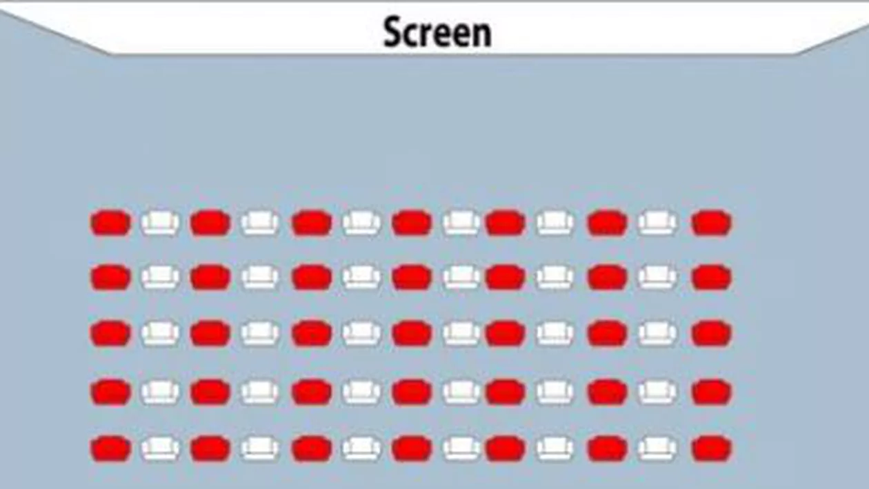 China: Un bărbat a rezervat toate locurile impare la cinema pentru a împiedica cuplurile să stea alături de Valentine's Day
