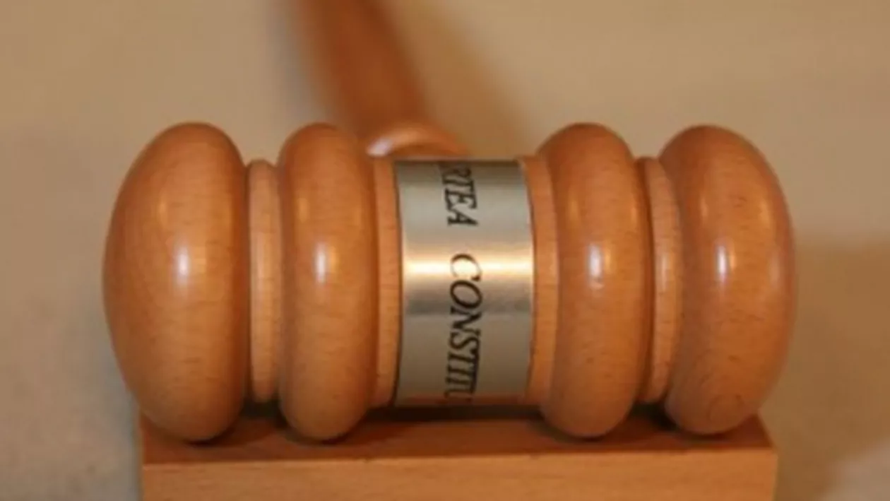 Judecătorii CCR au identificat 26 de probleme de neconstituționalitate în noul proiect al Constituției