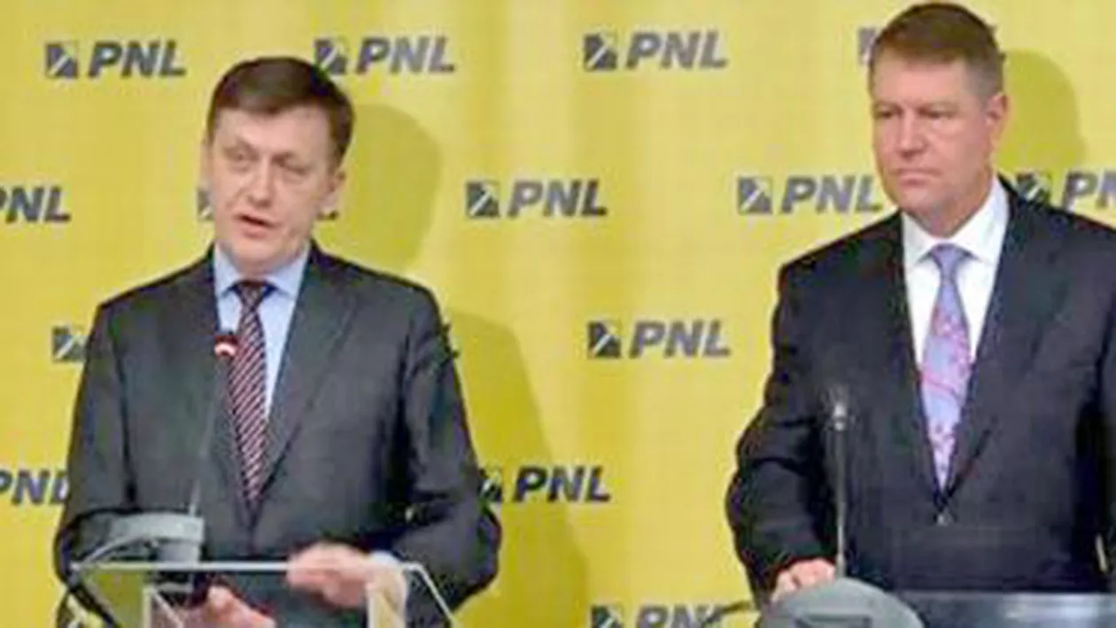 Crin Antonescu și Klaus Iohannis au primit un mandat de ”fermitate” din partea PNL, la negocierile din cadrul USL