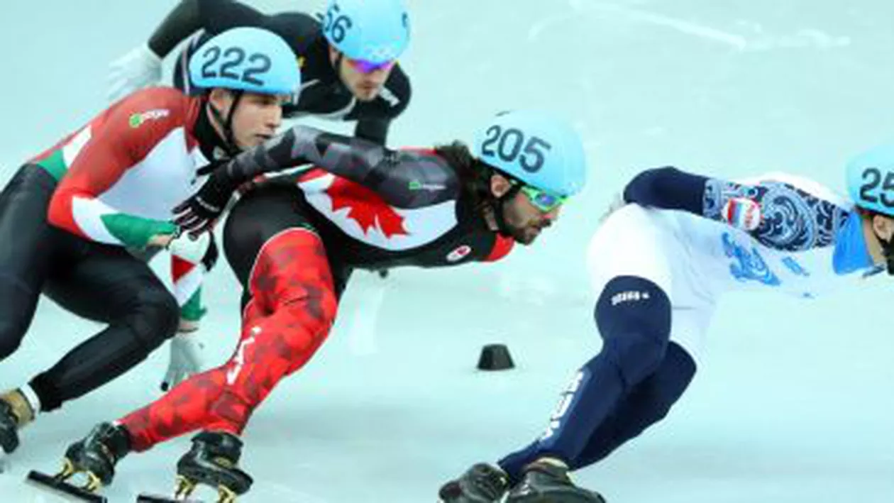 Rusia a devenit campioană olimpică la stafetă masculin la short-track