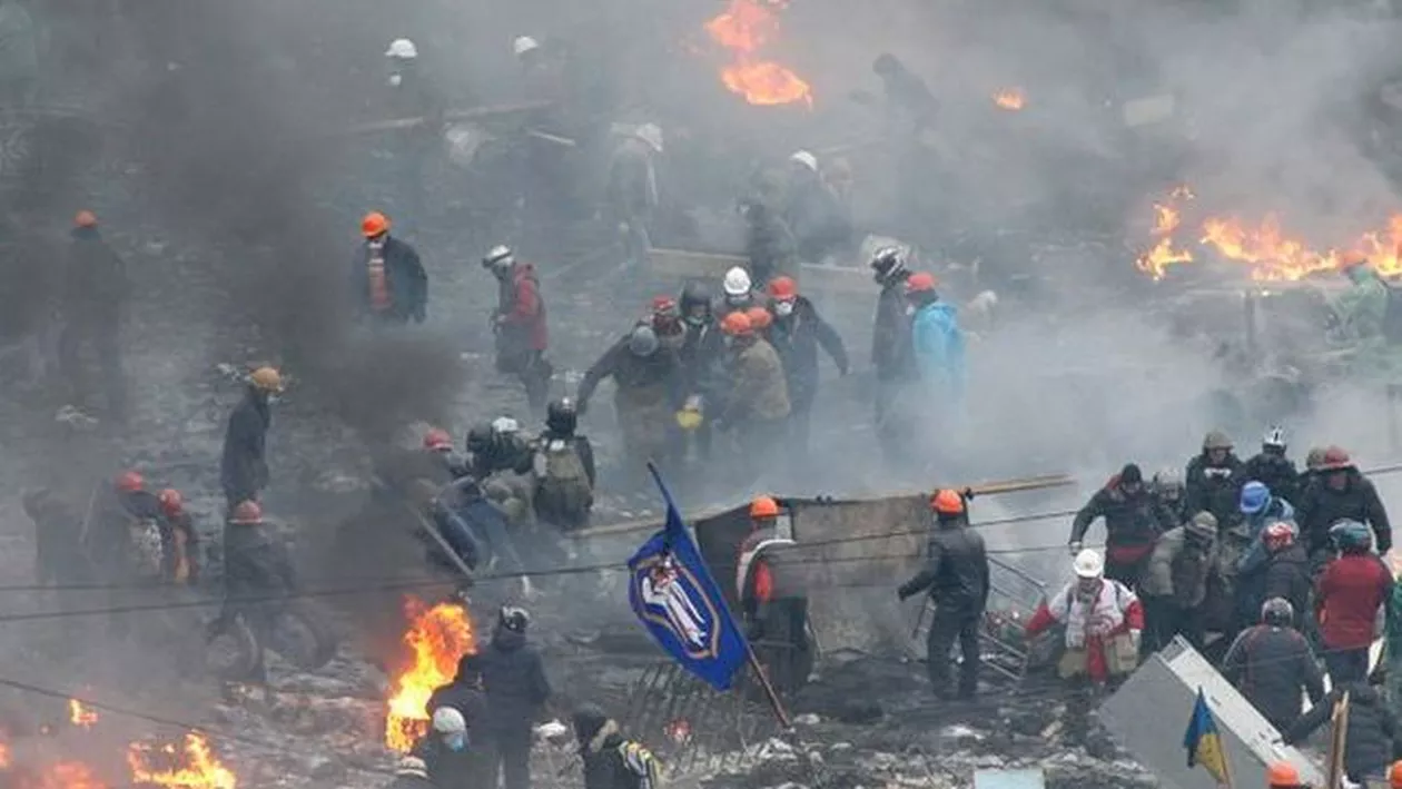 Peste 50 de persoane vor fi puse sub acuzare pentru uciderea manifestanţilor în Ucraina