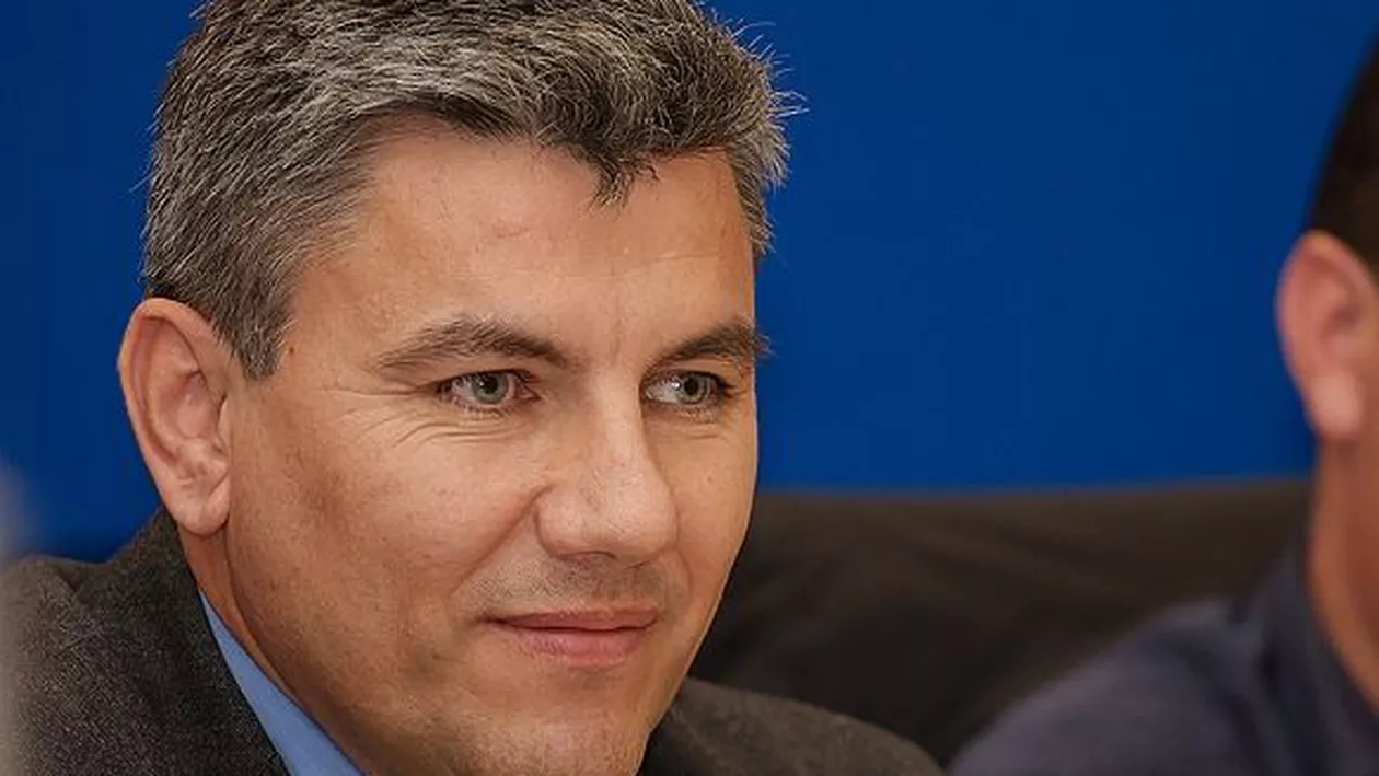 Un senator PNL de Bistriţa a trecut la PSD: „Regret, cetăţenii m-au ales să-i reprezint la putere”