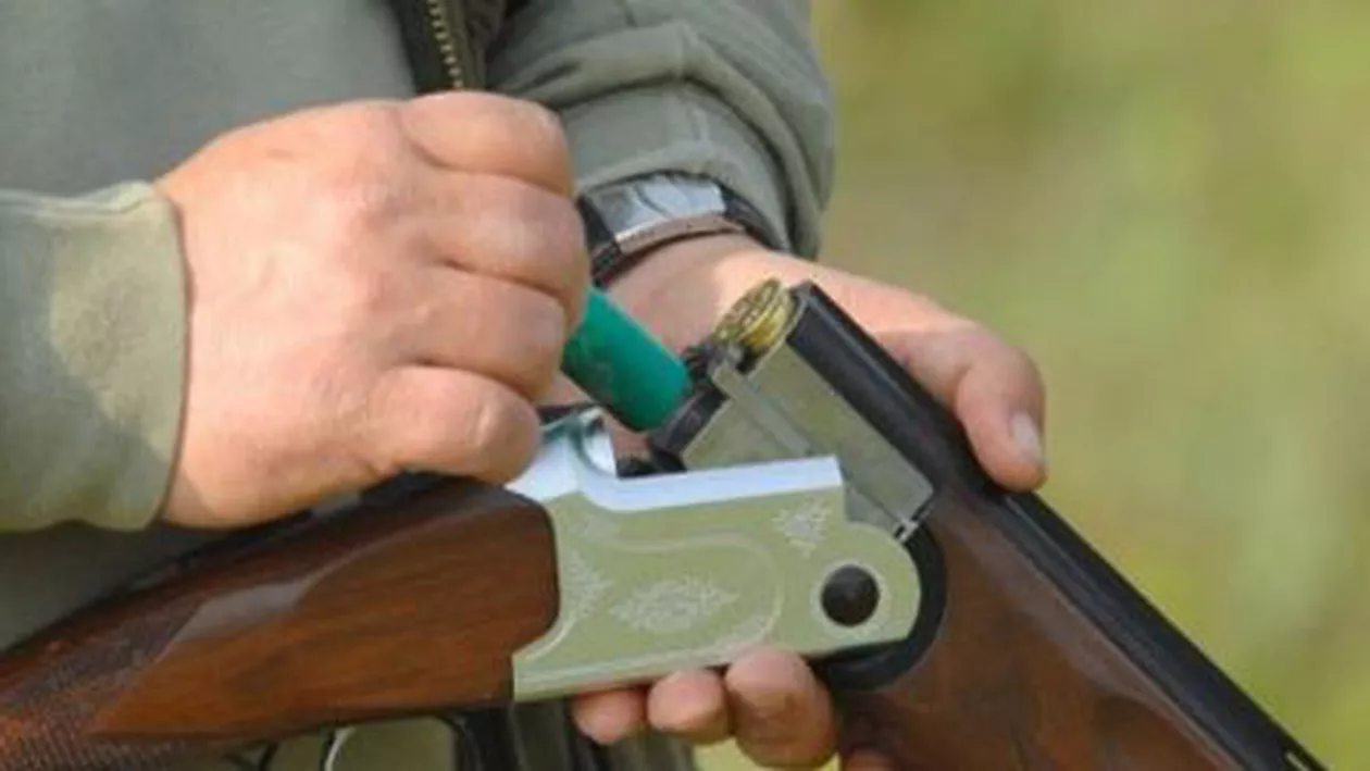 Alba: Un bărbat s-a împuşcat în piept cu o armă de vânătoare