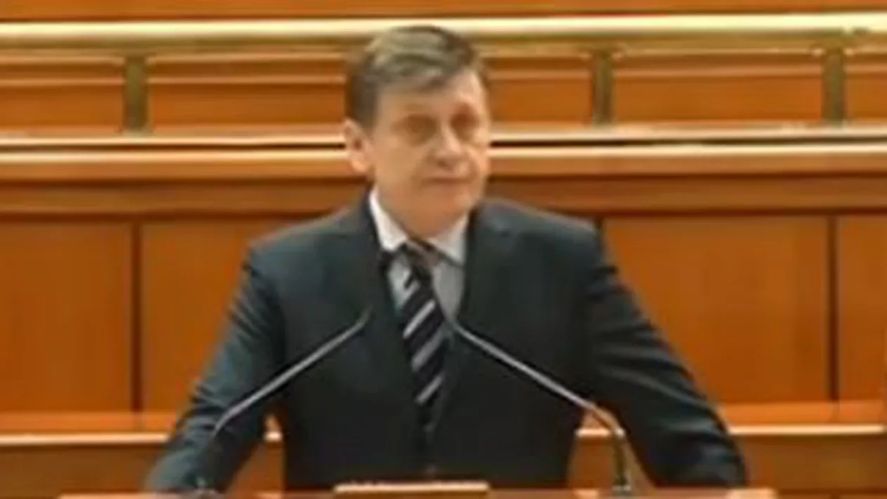 Antonescu, către Ponta, în Parlament: Nu e chiar o plăcere să facem afaceri. Noul Guvern, format din litere, depozite de traseişti, PNL votează împotrivă (VIDEO)