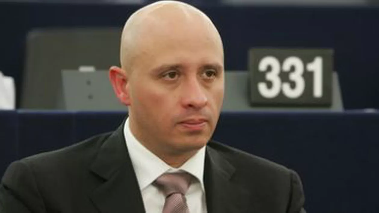 Demersurile pentru condamnarea greilor din fotbal, pornite în istanță de Sebastian Bodu (VIDEO)