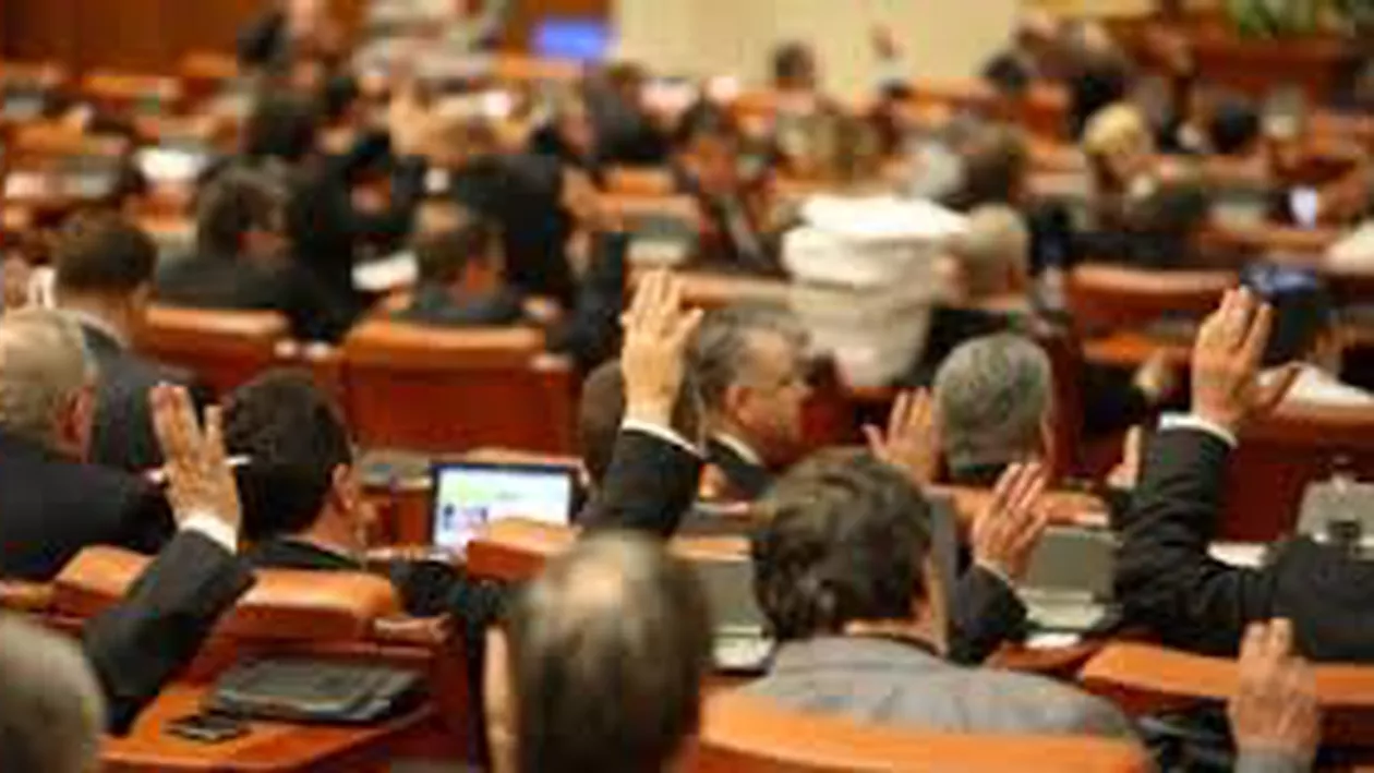Guvernele român şi bulgar se reunesc, vineri, în şedinţă comună, la Ruse