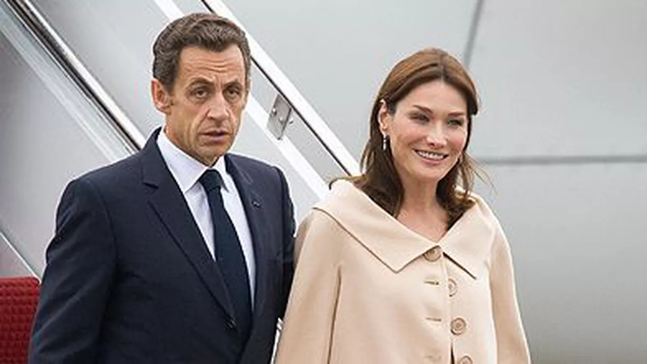 Val de critici la adresa lui Nicolas Sarkozy, după apariţia înregistrărilor unor discuţii purtate cu Carla Bruni