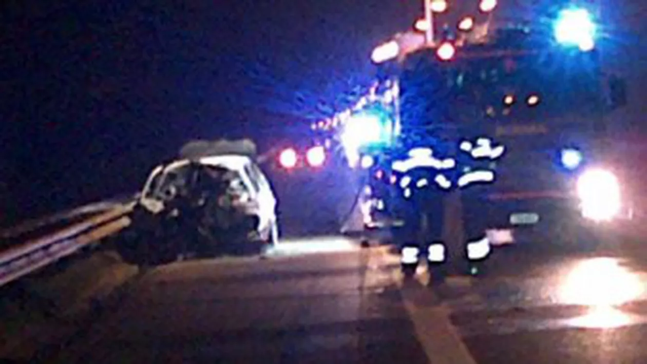 Şapte persoane au murit după ce maşina în care se aflau a luat foc pe autostradă, în Belgia