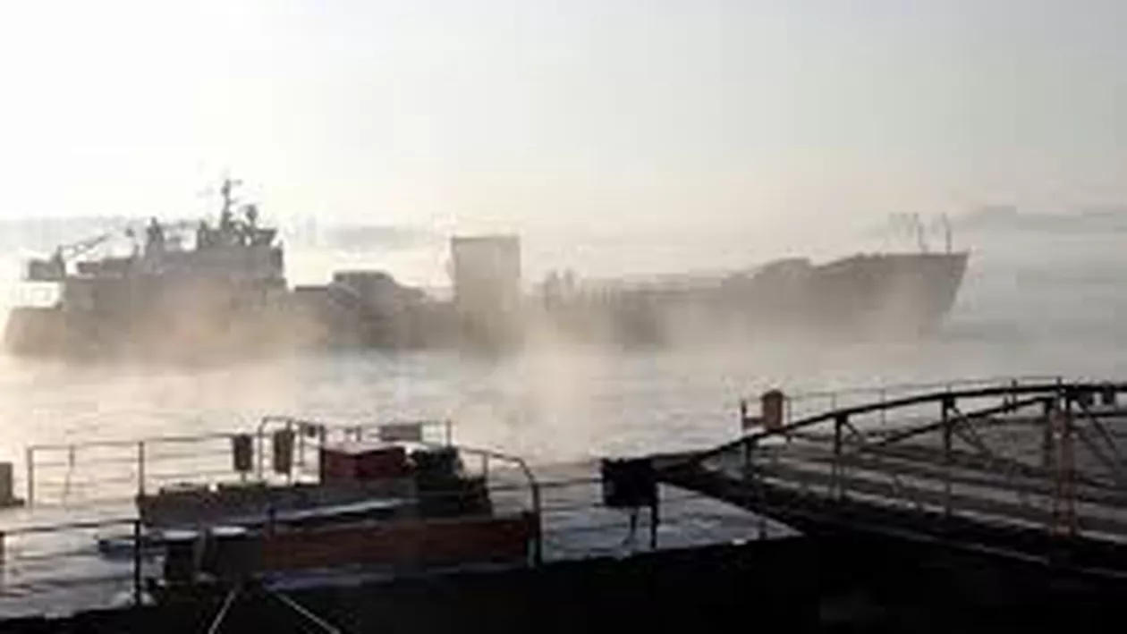 Porturile de la Marea Neagră au fost închise din cauza vântului puternic