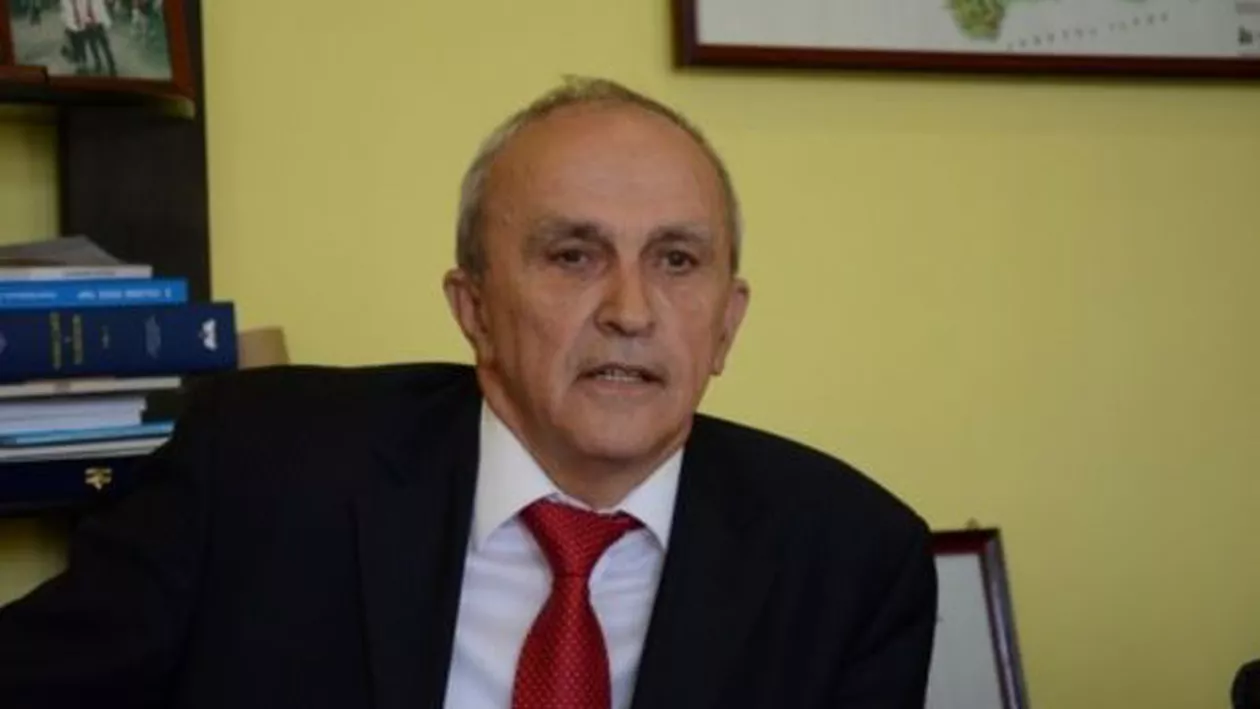 DNA a pus sechestru pe bunurile şi conturile lui Mircea şi Vlad Cosma, în dosarul de corupţie
