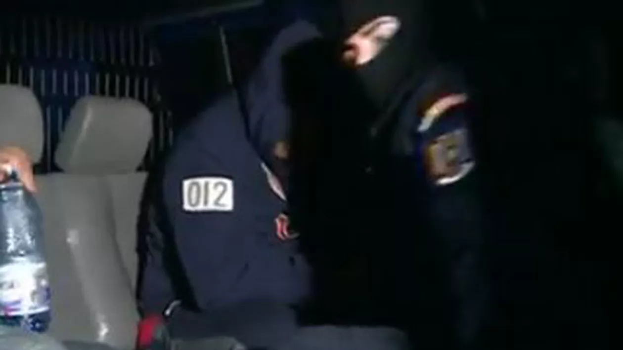Dosarul cărnii expirate: 10 persoane au fost reținute. Un inspector de la OPC Cluj şi un consilier de la ANSV, cercetați de DIICOT