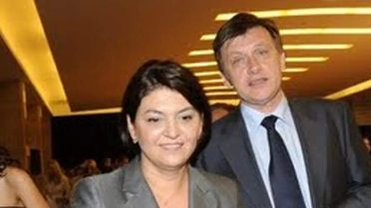 Clientelism și nepotism. EUObserver critică includerea soţiilor politicienilor români pe listele pentru euroalegeri