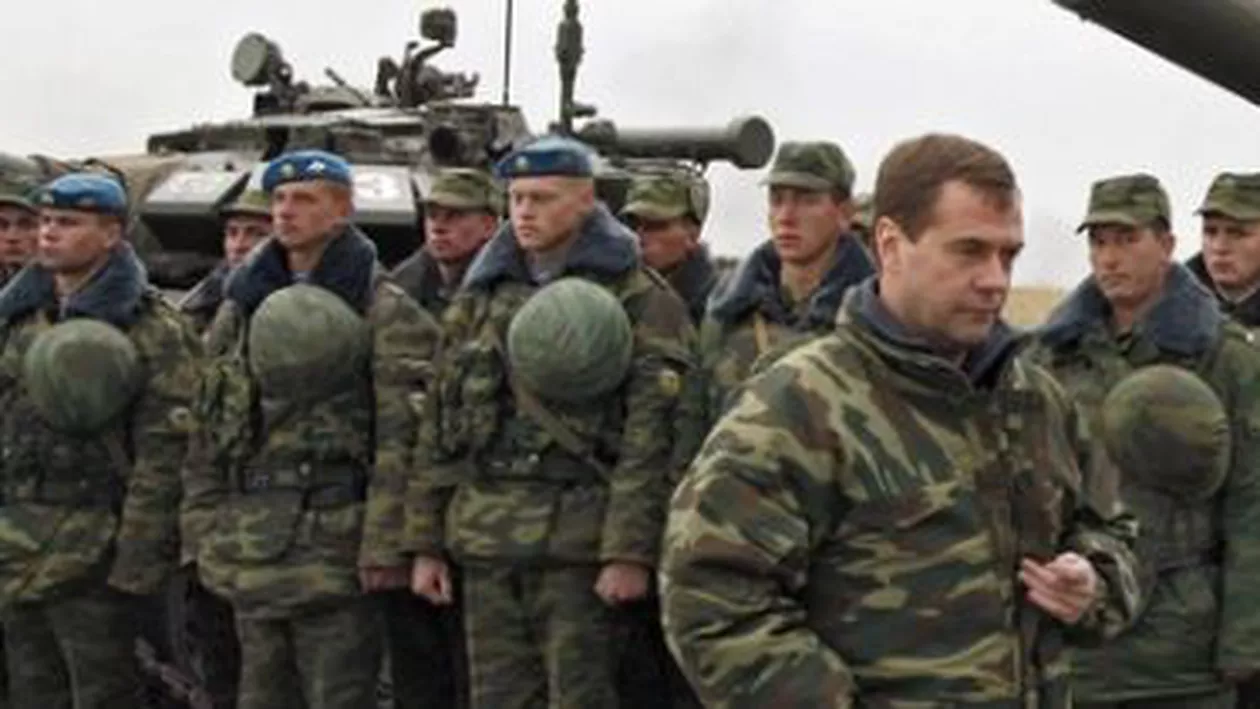 Ambasador american: Rusia a mobilizat alți 10.000 de militari la frontiera cu Ucraina