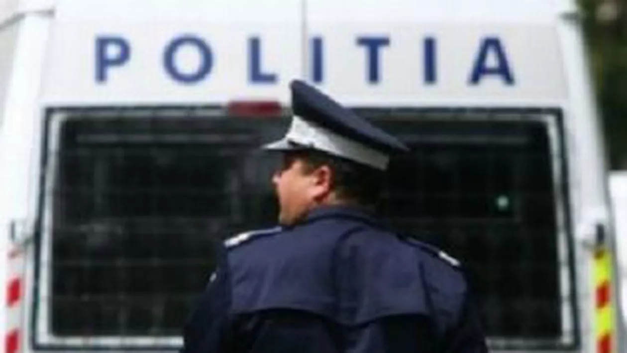 Vaslui: Femeia care a bătut fetița avută în plasament cu o coadă de mătură este cercetată penal