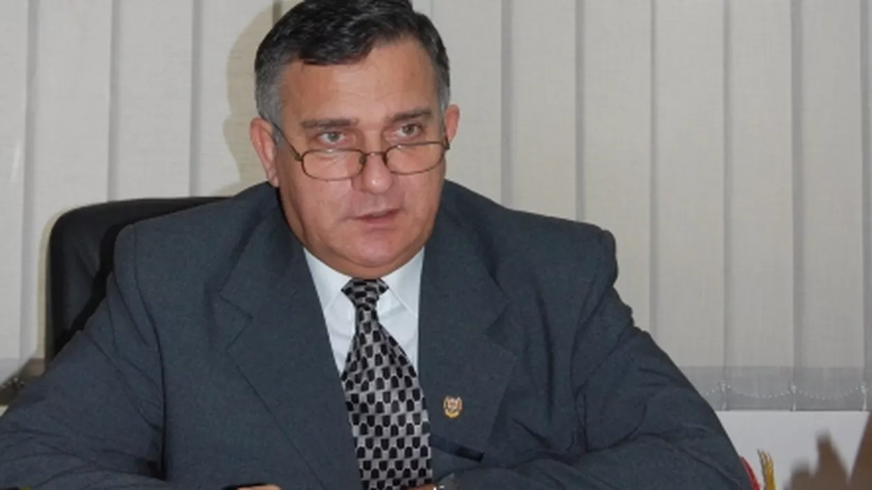 Gheorghe Funar: Ilie Năstase va candida pe lista PRM pentru PE. Năstase: Nu am luat încă o decizie