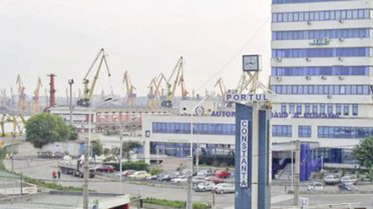 Protest al angajaților Portului Constanța la Ministerul Transporturilor: Oamenii se tem că vor rămâne fără locurile de muncă