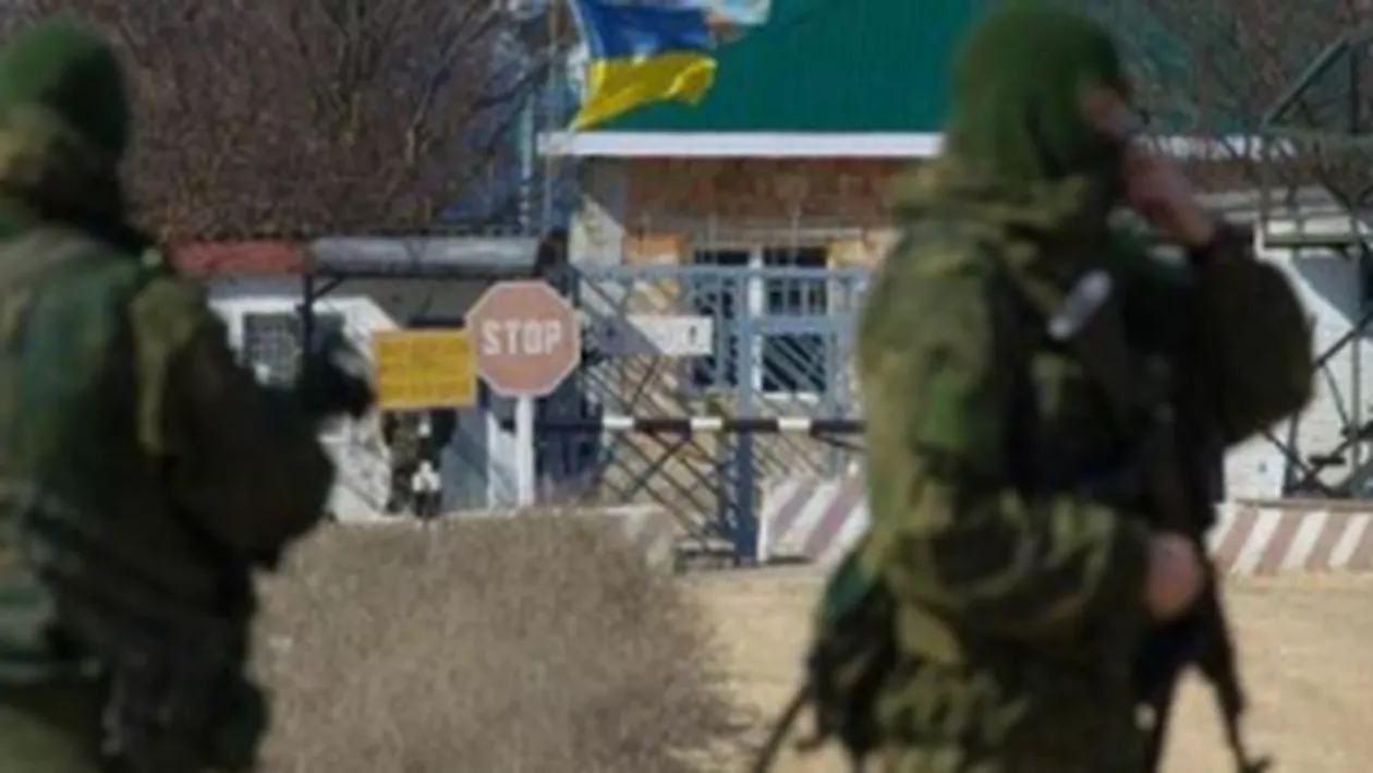 Ucraina pregăteşte evacuarea militarilor din Crimeea