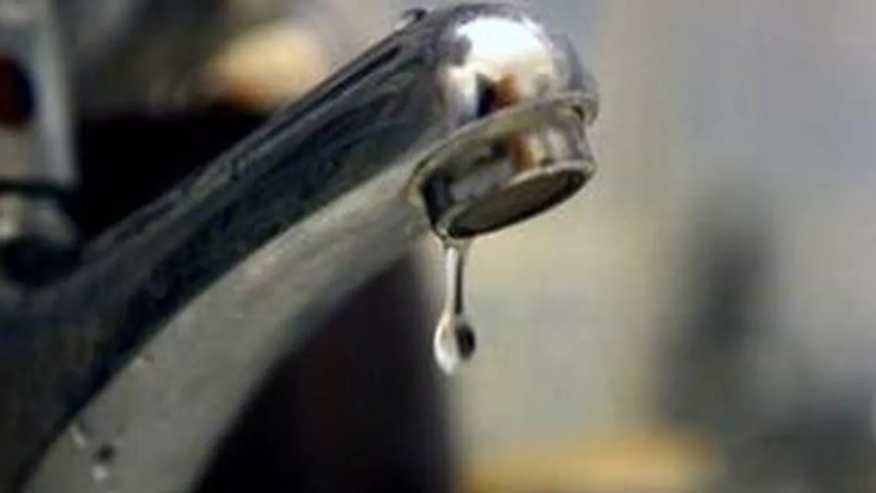 Sibiu: Un muncitor a rupt o ramificație a unei magistrale care alimentează cu apă și a lăsat două localități ”pe uscat”