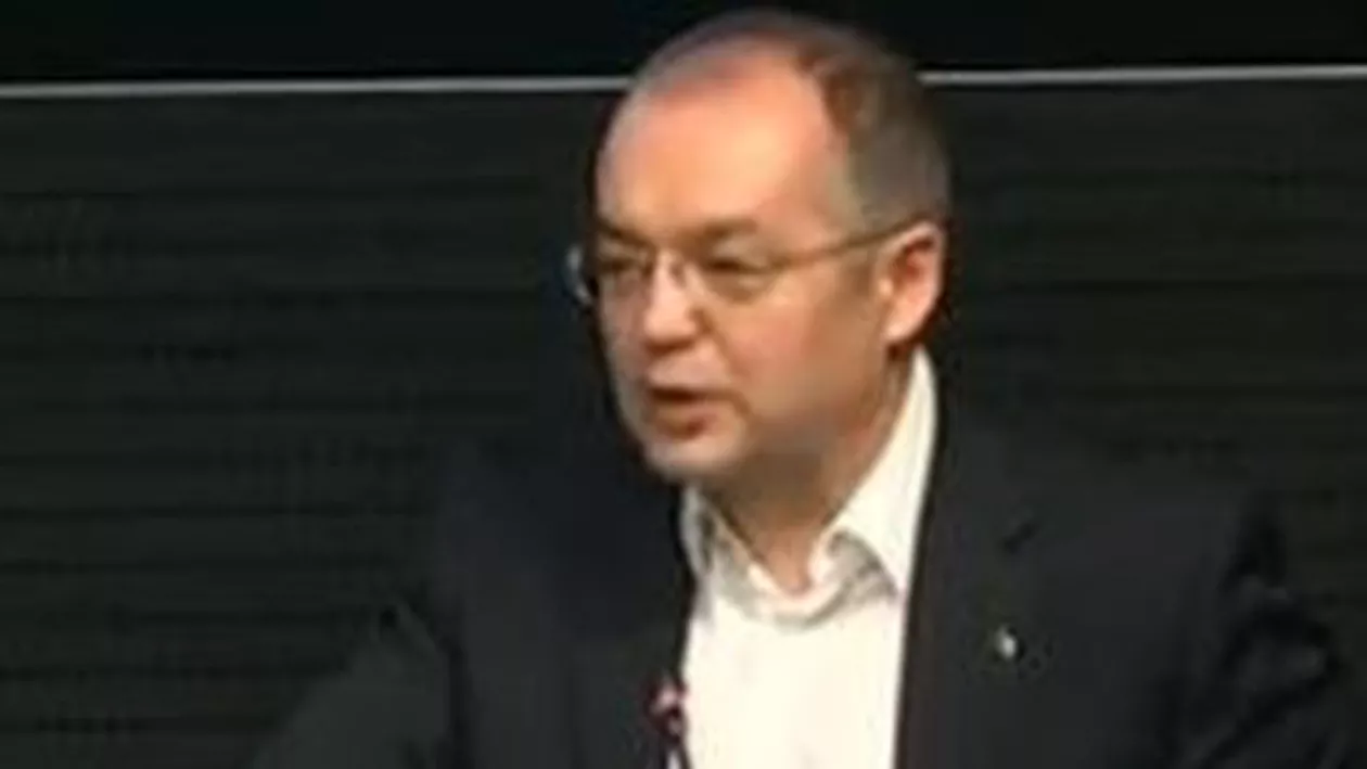 Emil Boc, la dezbaterea PMP: Politicienii câteodată trebuie să facă ceea ce trebuie pentru România (VIDEO)
