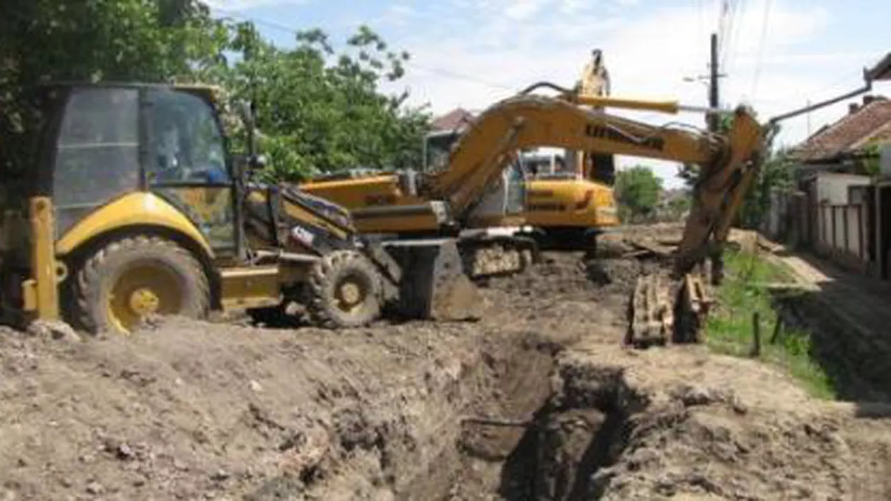 Aproximativ două sute de localnici din Rășinari au protestat duminică, după demararea unui proiect de introducere a apei și canalizării