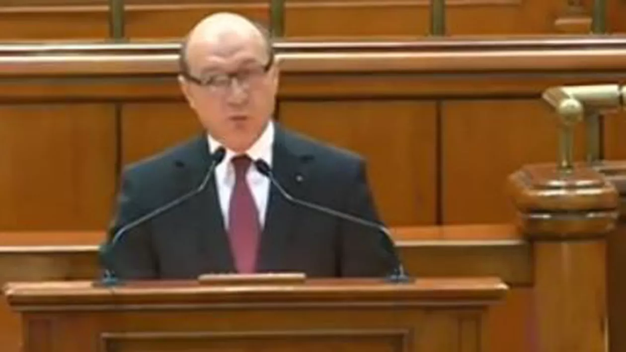 Traian Băsescu: Amestecul de lăcomie şi incompetenţă de care România suferă poate pune în pericol ţara (VIDEO)