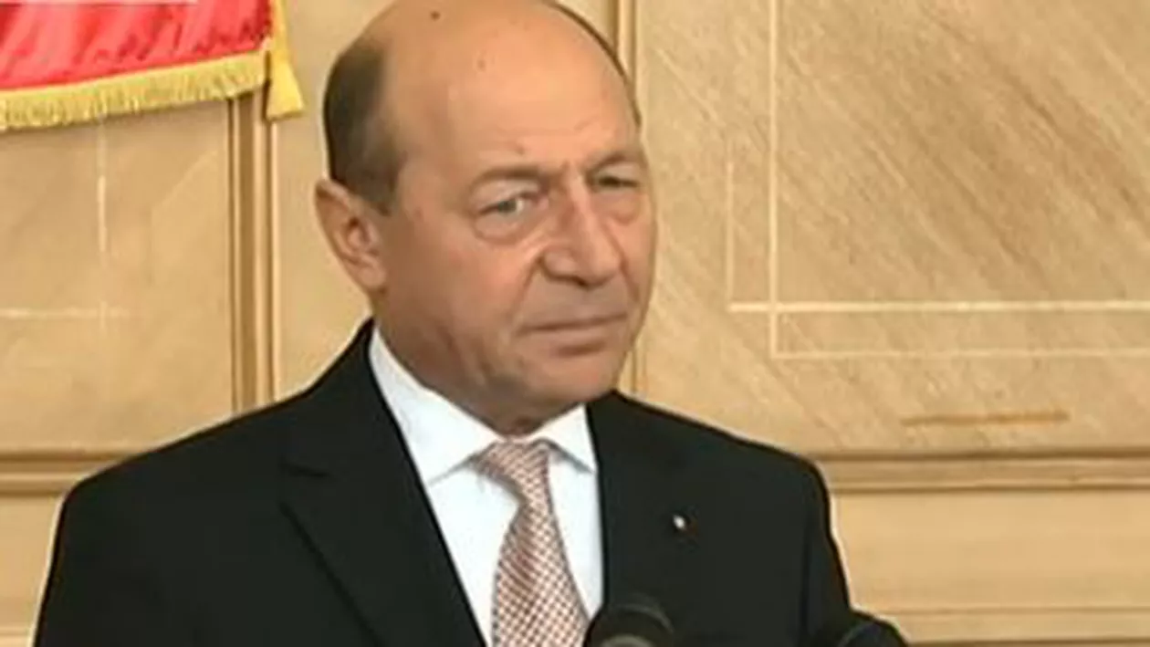 Băsescu cere Parlamentului să respingă acciza la combustibil: „Taxa este abuzivă și profund nocivă pentru populație” (VIDEO)