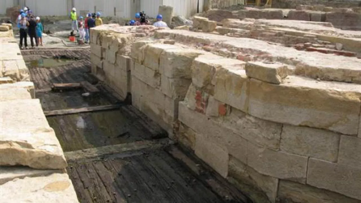 Timișoara: Arheologii au descoprit șanţul de apărare al fortificaţiei turceşti din secolul al XVI-lea