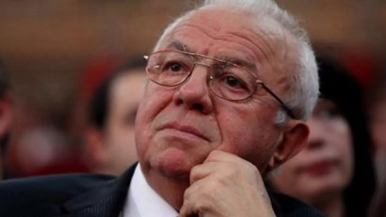 Vila de vacanță de la 2 Mai a lui Alexandru Arșinel a fost spartă