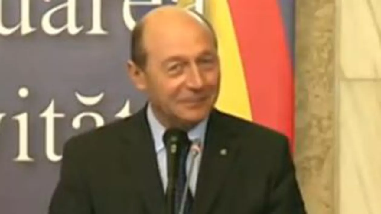 Traian Băsescu, la bilanțul MAI: Mi-aș dori ca salariații MAI să înceapă să refuze parteneriatul cu politicieni