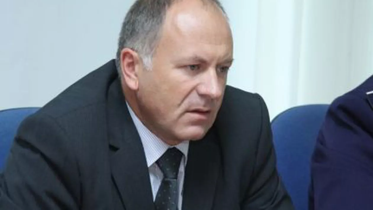 O casă a șefului Poliției din Iași a fost călcată de hoți