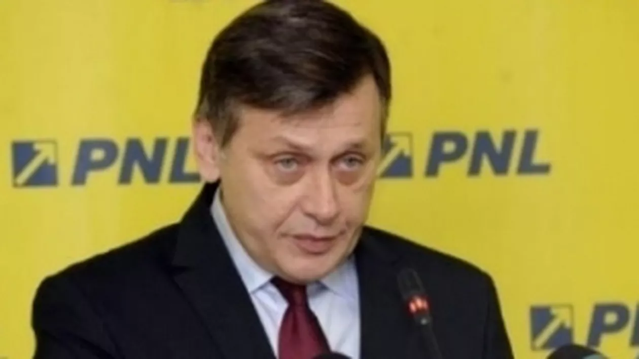 Antonescu consideră ”inacceptabile pentru România” declarațiile președintelui PE și îi cere lui Ponta să ia atitudine publică