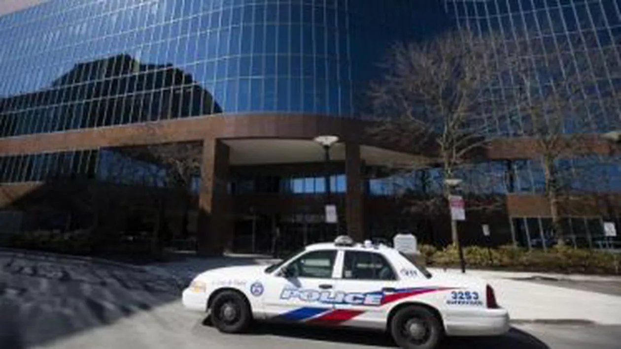 Mai multe persoane au fost înjunghiate într-o clădire de birouri din Canada