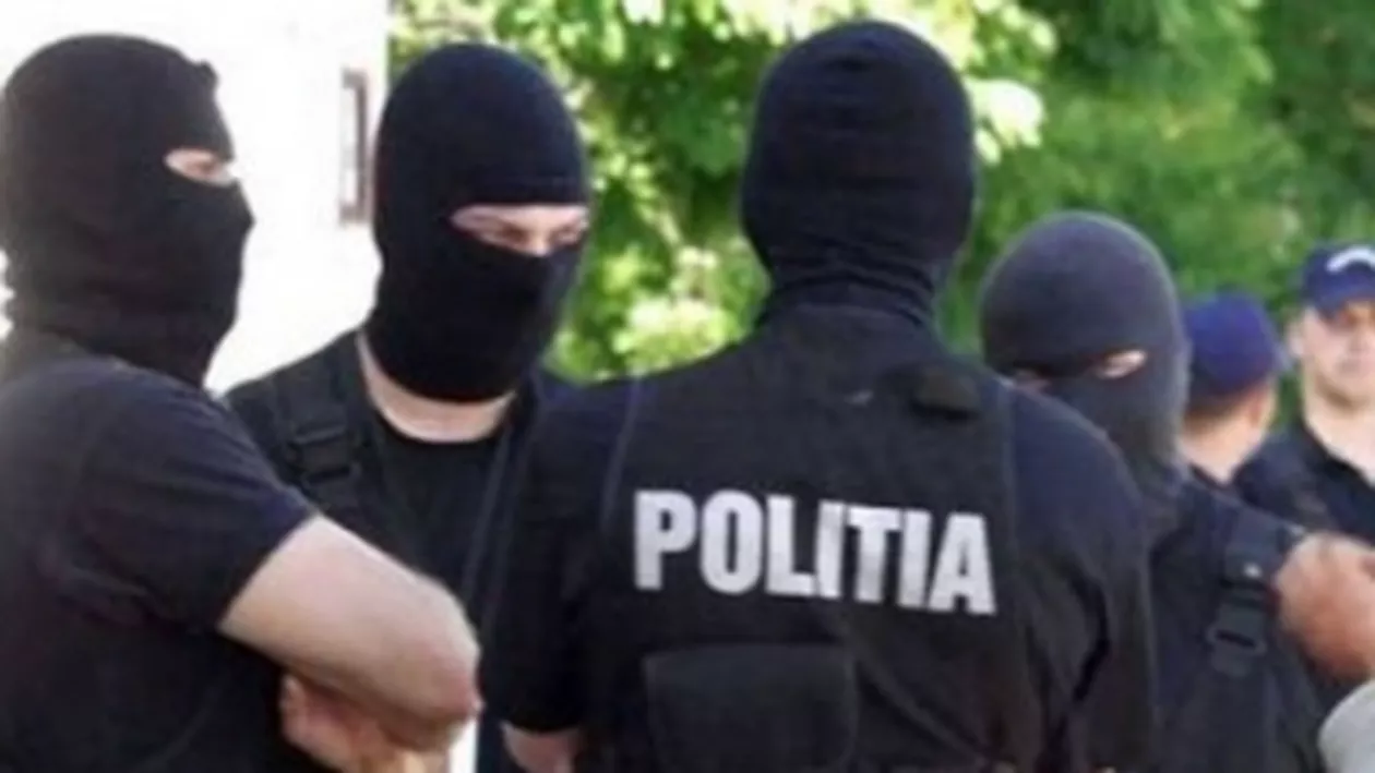 Vaslui: Un bărbat acuzat că și-a sechestrat și violat mama a fost condamnat la opt ani de închisoare