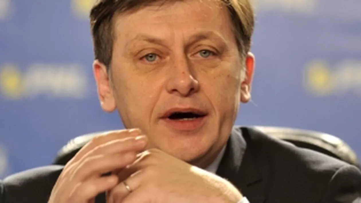 Antonescu spune că este posibil ca traficul de influență la nivelul Guvernului în cazul lui Duicu să fie discutat în cadrul unei comisii parlamentare