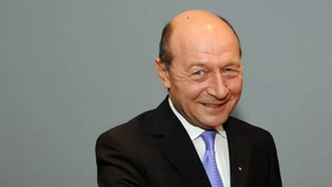 Mesajul președintelui Băsescu pentru cei care îşi sărbătoresc onomastica în Duminica Floriilor