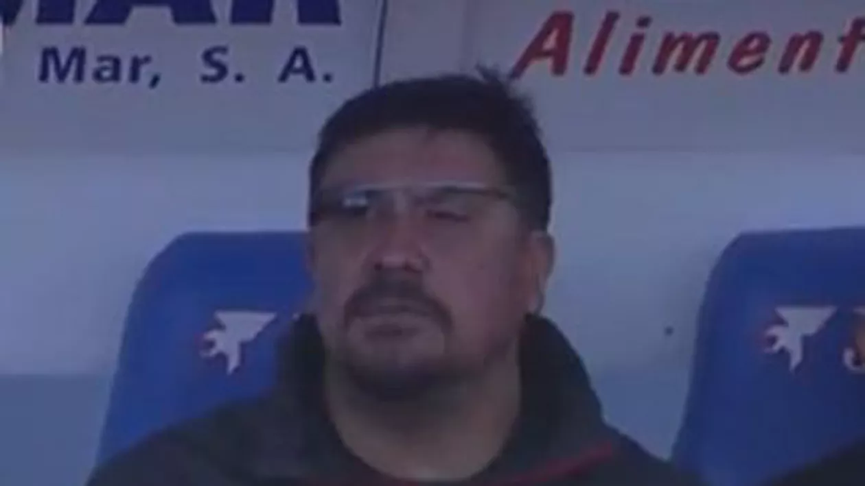 Ochelarii Google ajung pe stadioane: Antrenorul Atletico Madrid a folosit gadgetul în timpul unui meci (VIDEO)