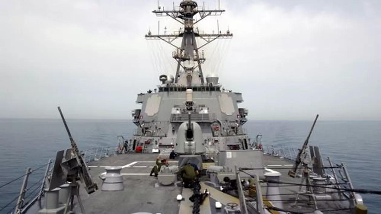 Pentagonul confirmă că un avion militar rus a urmărit nava USS Donald Cook în Marea Neagră