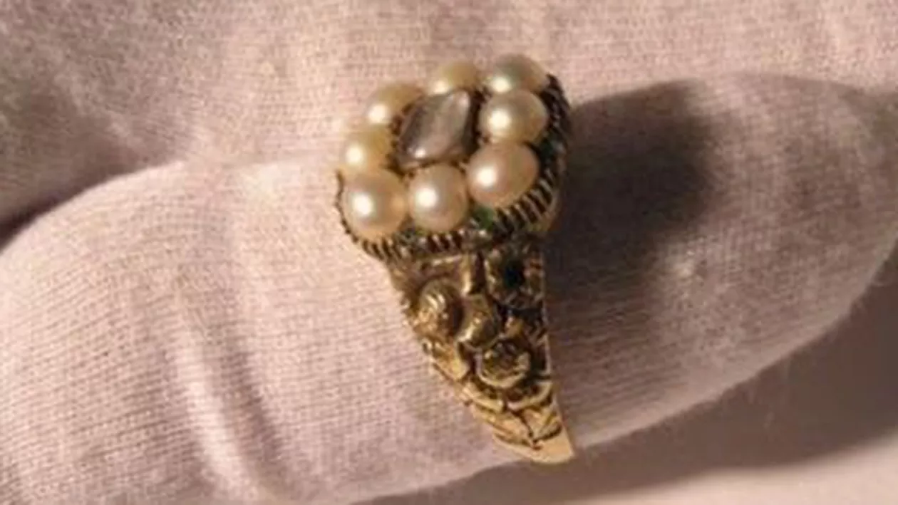 O șuviță din părul lui Napoleon și alte obiecte de valoare ”inestimabilă” au fost furate dintr-un muzeu din Australia