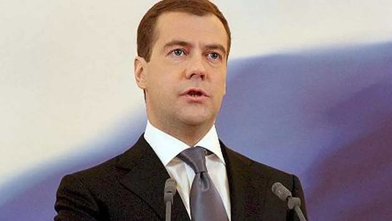 Dmitri Medvedev: „Ucraina se află pe marginea războiului civil”
