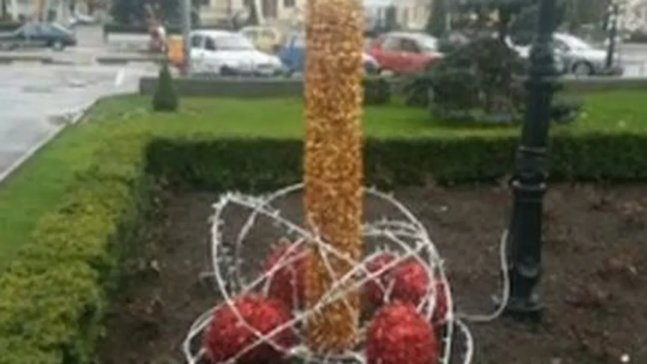 Primarii risipesc banii pe decorațiuni de Paște: Cetățenii sunt revoltați de ornamentele alese