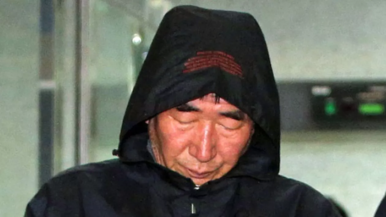 Căpitanul feribotului sud-coreean scufundat susţine că a întârziat evacuare din motive de securitate