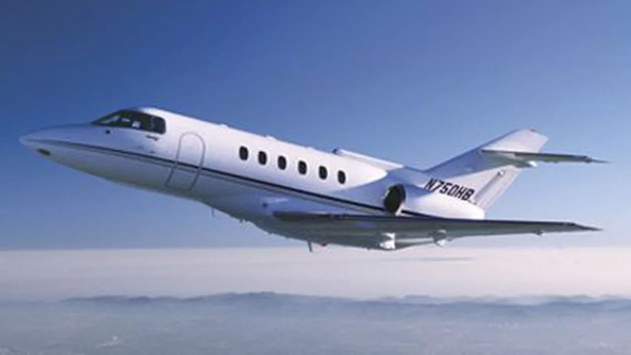 Mexic: Un avion Hawker 800 cu opt persoane la bord s-a prăbușit. Toți pasagerii au murit